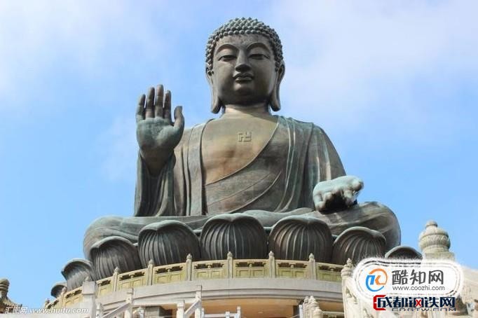 天坛大佛,是全球户外最大的青铜坐佛,现已成为香港着名的宗教建筑