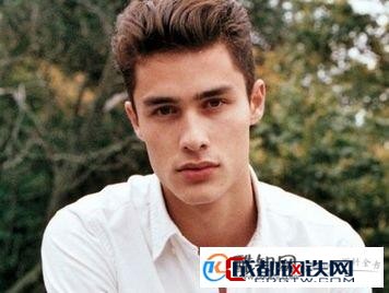 男 男生的微信名同样也可以很优雅，小编在此也整理了，供男生一一参考。 优雅微信名字大全男1.東京飄雪