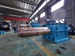 河南硅隆新材料有限公司：冷轧设备制造工厂~卷取机完工发货