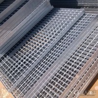朗鑫 厂家定制热镀锌钢格板 钢格栅 格栅板扭绞方钢焊接牢固 经久耐用