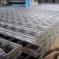 铁丝网厂家鹏晟制作的钢丝网规格碰焊网电焊网现货批发