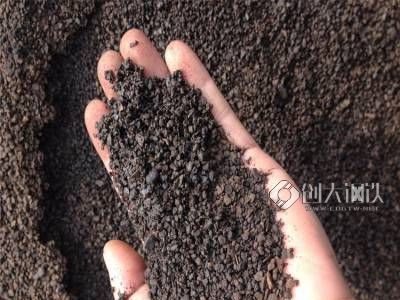 锰沙 颗粒状锰沙滤料规格全 30-45含量锰砂 50公斤/袋 荣茂图1