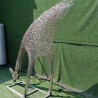 天津钢丝编织抽象鹿雕塑 不锈钢无角鹿园林景观定制